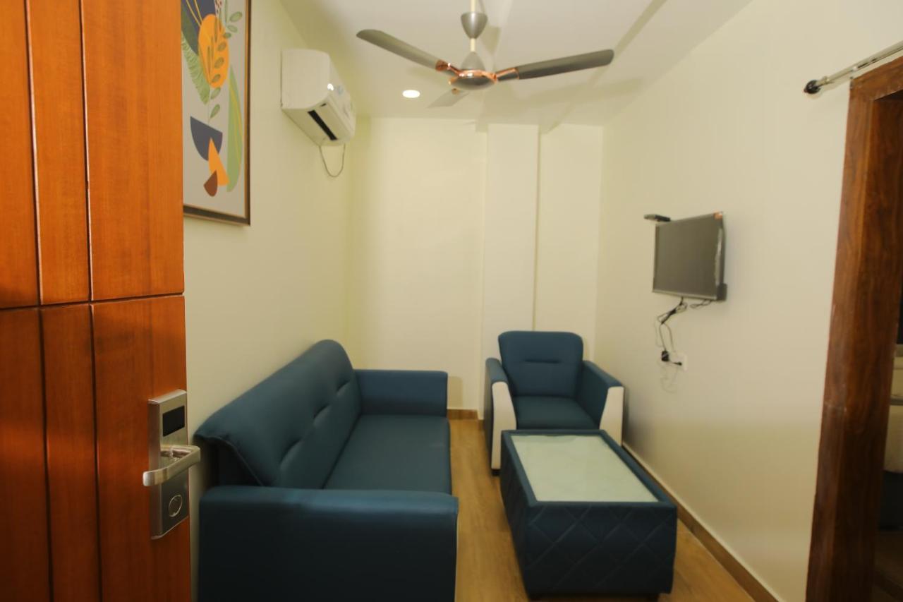 Radha Rani Residency Hotel Khammam Eksteriør billede
