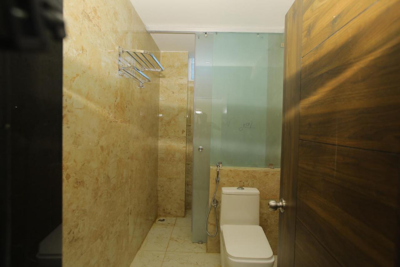 Radha Rani Residency Hotel Khammam Eksteriør billede